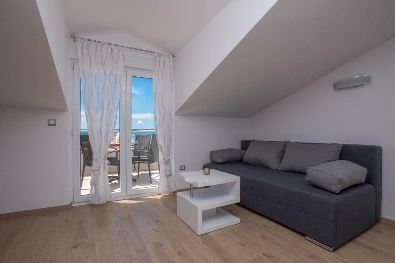 Apartmani Vujcic Макарска Екстериор снимка