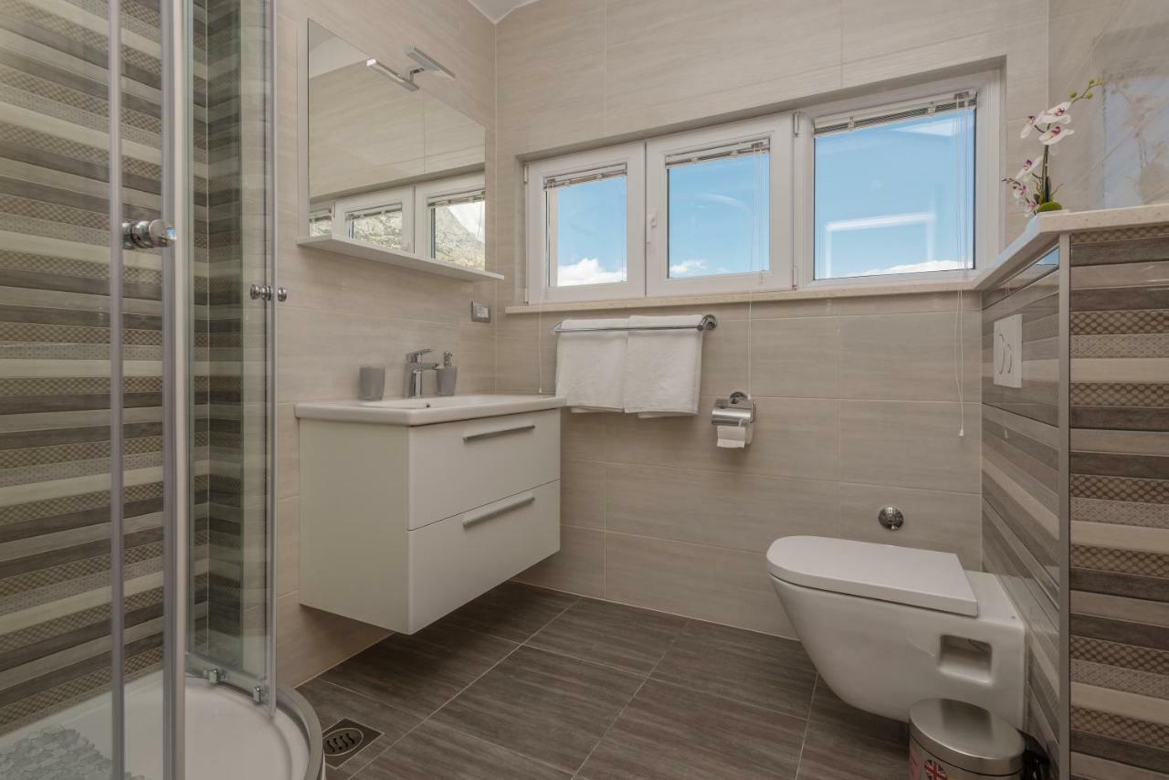 Apartmani Vujcic Макарска Екстериор снимка