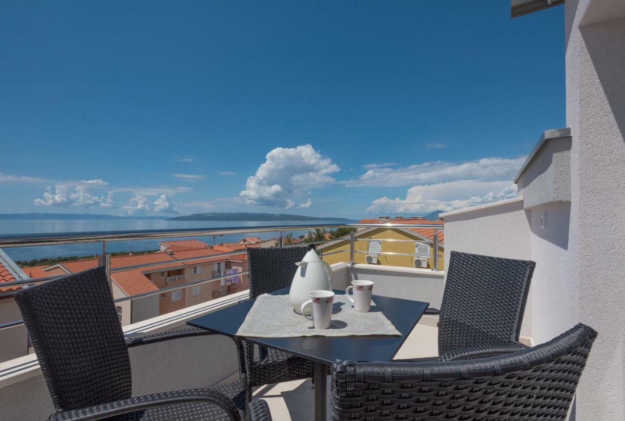 Apartmani Vujcic Макарска Екстериор снимка